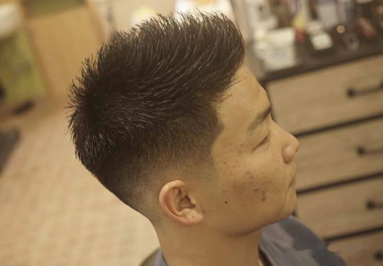 Guide to Popular Hairstyles for Boys: Multiple Choices from Short to Long Hair