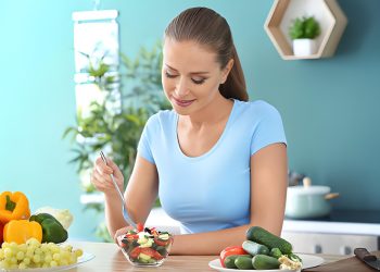 The Art of Nourishment: How Your Diet Shapes Your Skin’s Radiance