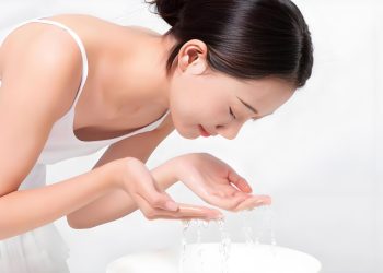 The Gentle Art of Cleansing: Unveiling the Advantages of Washing Your Face with Lukewarm Water