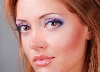 Enchanting Eye Makeup Techniques: A Woman’s Secret Weapon