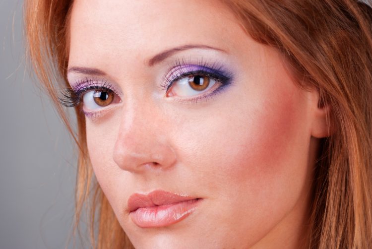 Enchanting Eye Makeup Techniques: A Woman’s Secret Weapon