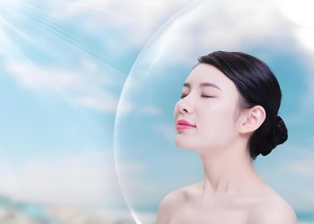 The Guardian of Youthful Skin: How Sunscreen Acts as the Shield in Your Skincare Routine