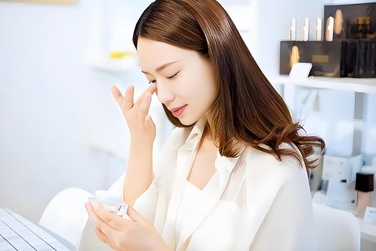 Unveiling the Secrets of Deep Penetration: Elevate Your Skincare Routine with Emulsions and Creams