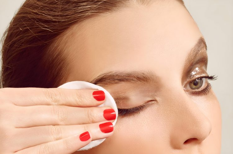 Unveiling the Power of Thorough Makeup Removal: Safeguarding Your Skin from the Lingering Grip of Cosmetics