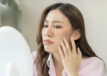 How Stress Affects Your Skin and Ways to Manage It