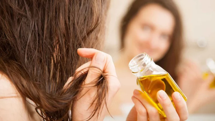 The Best Hair Oils for Restoring Shine and Hydration