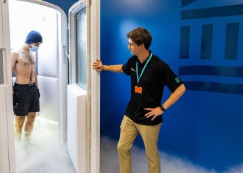 Cryotherapy for Skin Rejuvenation: Science, Benefits, and Risks