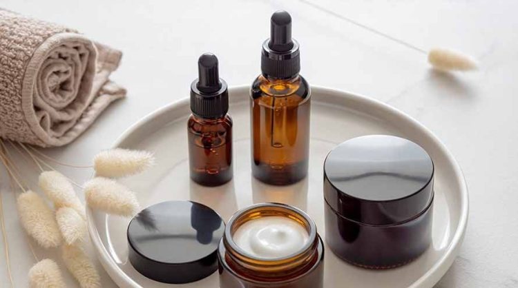 How to Combat Acne with a Consistent Skincare Routine