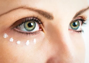 How to Get Rid of Dark Circles Under Your Eyes