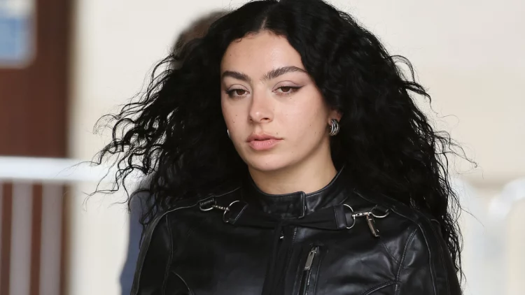 How to Achieve Perfect Curls Without Damage