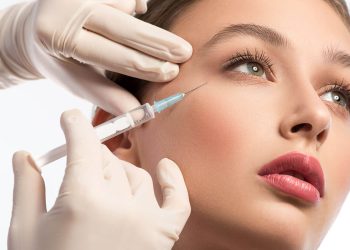 Botox Injections: Effective Wrinkle Reduction and Potential Side Effects