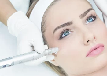 How Does PRP Microneedling Work to Revive Your Skin’s Vitality?