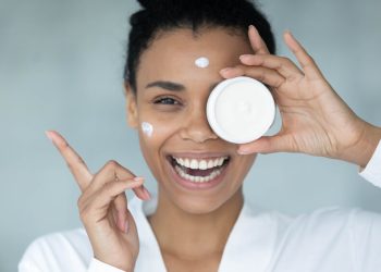 How Can You Tailor Your Skincare Routine for Winter?