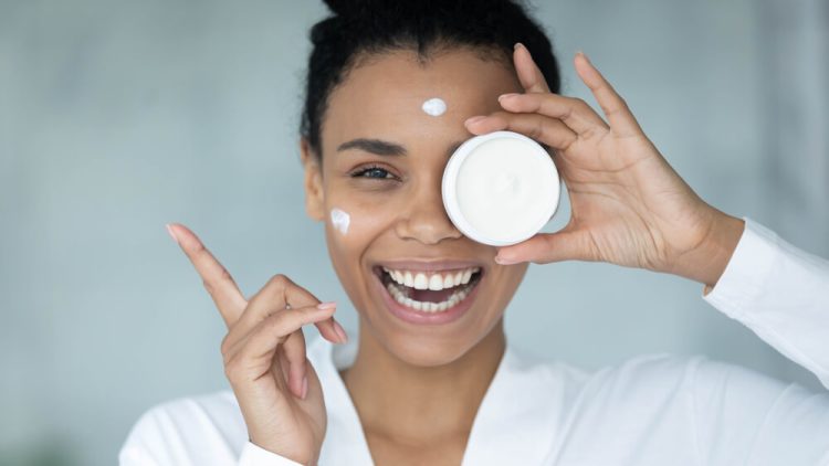 How Can You Tailor Your Skincare Routine for Winter?