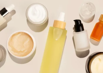 How to Choose the Right Skincare Products Based on Your Skin Type