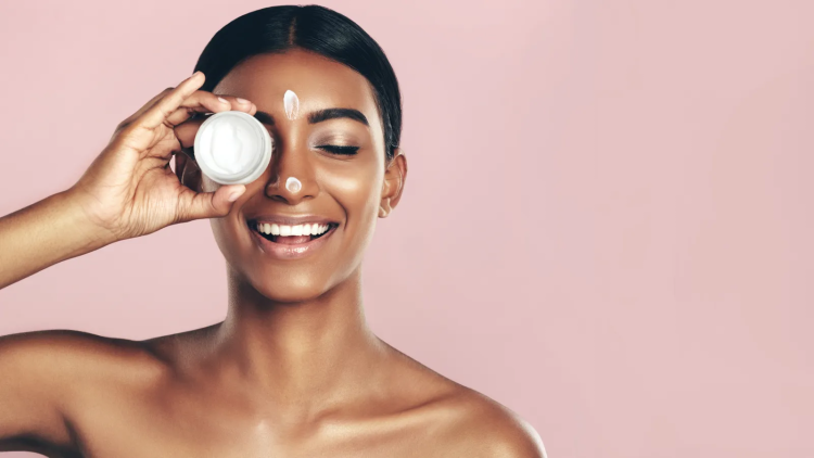 How to Tackle Summer Skincare Challenges for Oily Skin