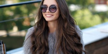 Short Hair vs. Long Hair: How to Adjust Your Hair Care Routine Based on Different Hairstyles?