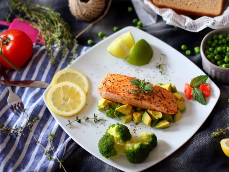 Are You Eating Right? This Healthy Meal Plan Helps You Maintain Your Shape While Achieving Beautiful Skin!