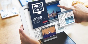 Are Articles Becoming Obsolete in a World of Instant Content?