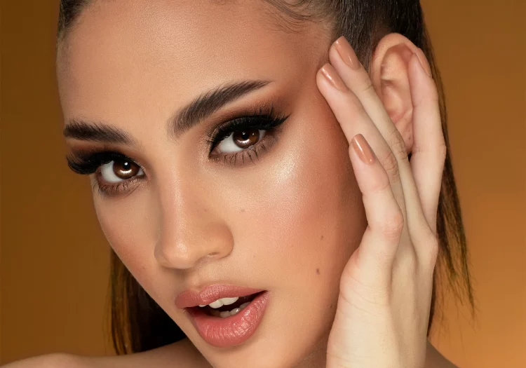 How Do Professional Makeup Artists Achieve That Flawless Skin?
