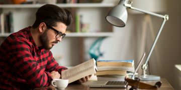 Can Articles Still Captivate the Modern Reader’s Attention?