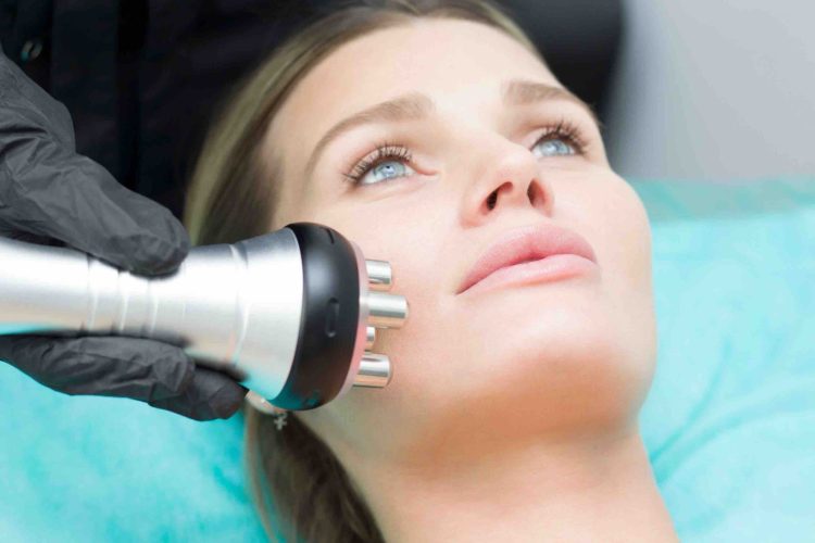 How Do PDO Thread Lifts Work and Who Can Benefit from This Modern Non-Surgical Facelift?