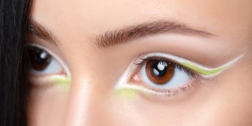 Statement Eyes: Graphic Liners and Futuristic Glitter