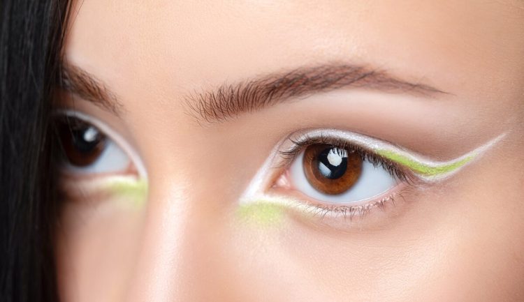 Statement Eyes: Graphic Liners and Futuristic Glitter