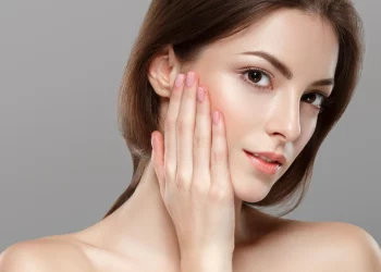 Why Does pH Matter in Skincare and How Can You Optimize It for Healthy Skin?