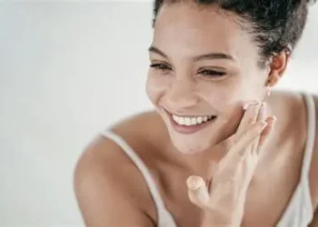 How Can You Balance Hydration and Oil for Healthy Skin Across All Types?