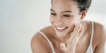 How Can You Balance Hydration and Oil for Healthy Skin Across All Types?