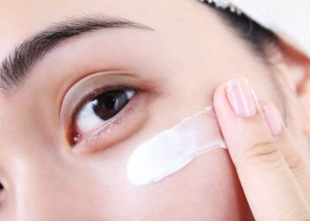 Is Your Oily Skin Routine Actually Making You Shinier?