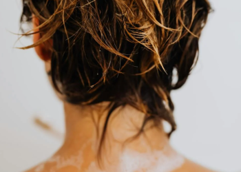 How Can You Detangle Hair Effectively Without Causing Breakage—Tips for Every Hair Type?