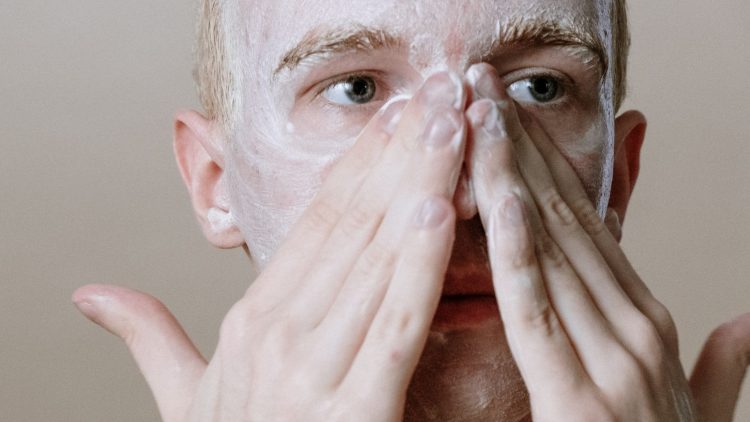 The 5-Minute Face: Your Ultimate Guide to a Polished Look in Record Time