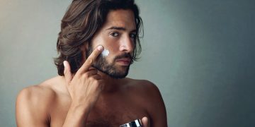 The Ultimate Guide to Hydrating Serums: Are You Using the Right One for Your Skin?