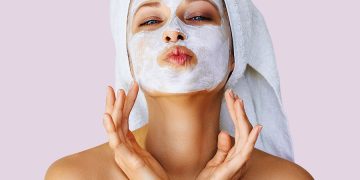 The Science Behind Eye Creams: Do They Really Work?