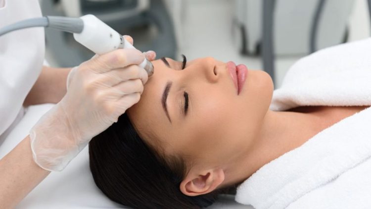 What Are Non-Surgical Facelifts and How Effective Are They?