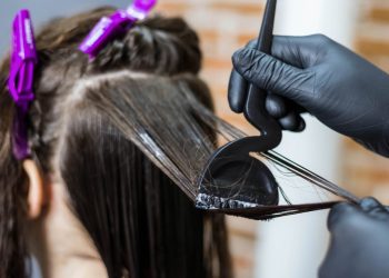 How Do Protein Treatments Strengthen Your Hair and When Should You Use Them?