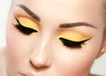 How Can You Master Makeup for Hooded Eyes?